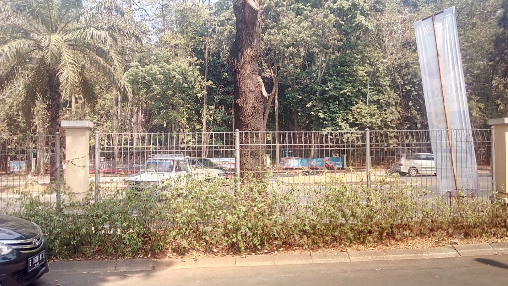 Kavling Kotak siap bangun di Taman Giri Loka