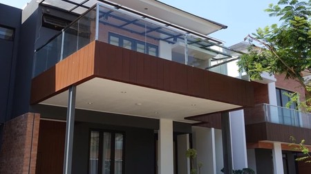 Dijual Rumah Bagus Di Discovery Serenity, Bintaro Jaya