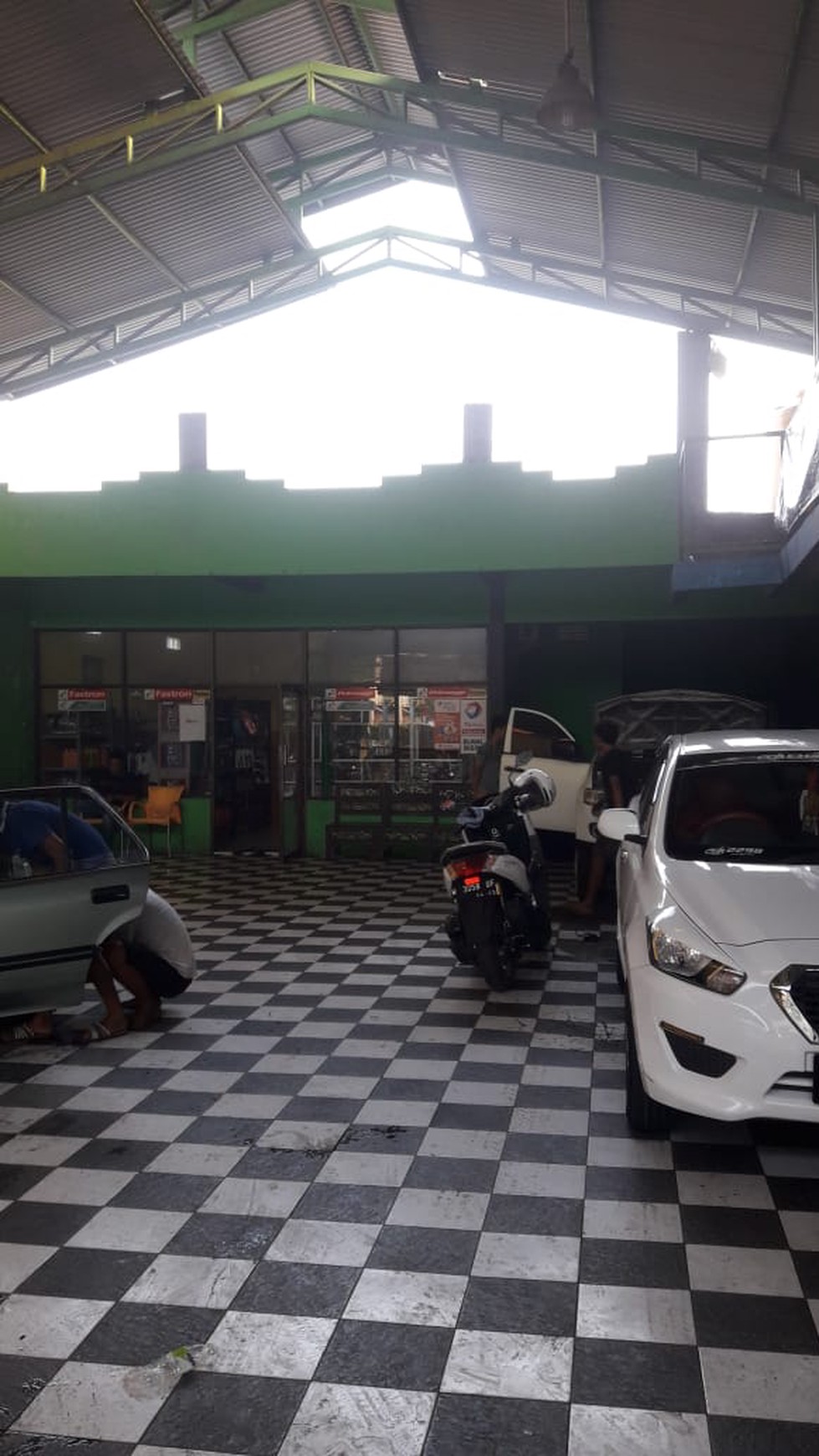 Bengkel atau Ruang Usaha Raya Semambung Gresik