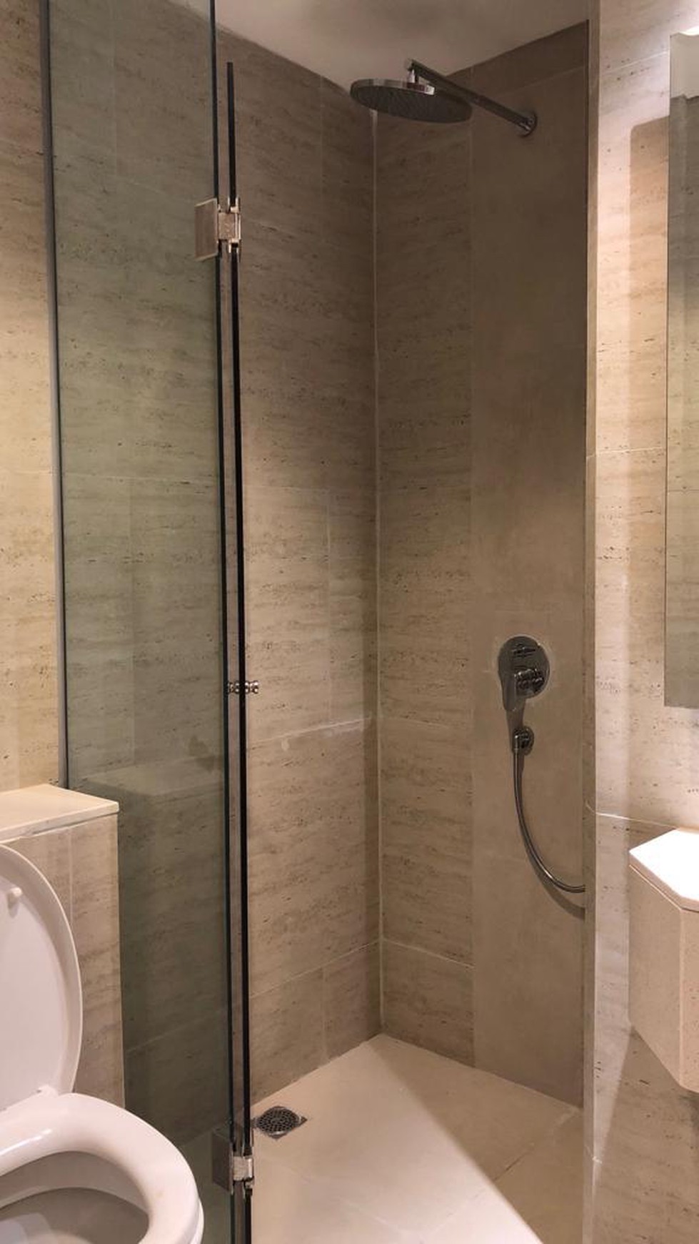 Jual Apartemen Taman Anggrek Residence 2 Bedrooms