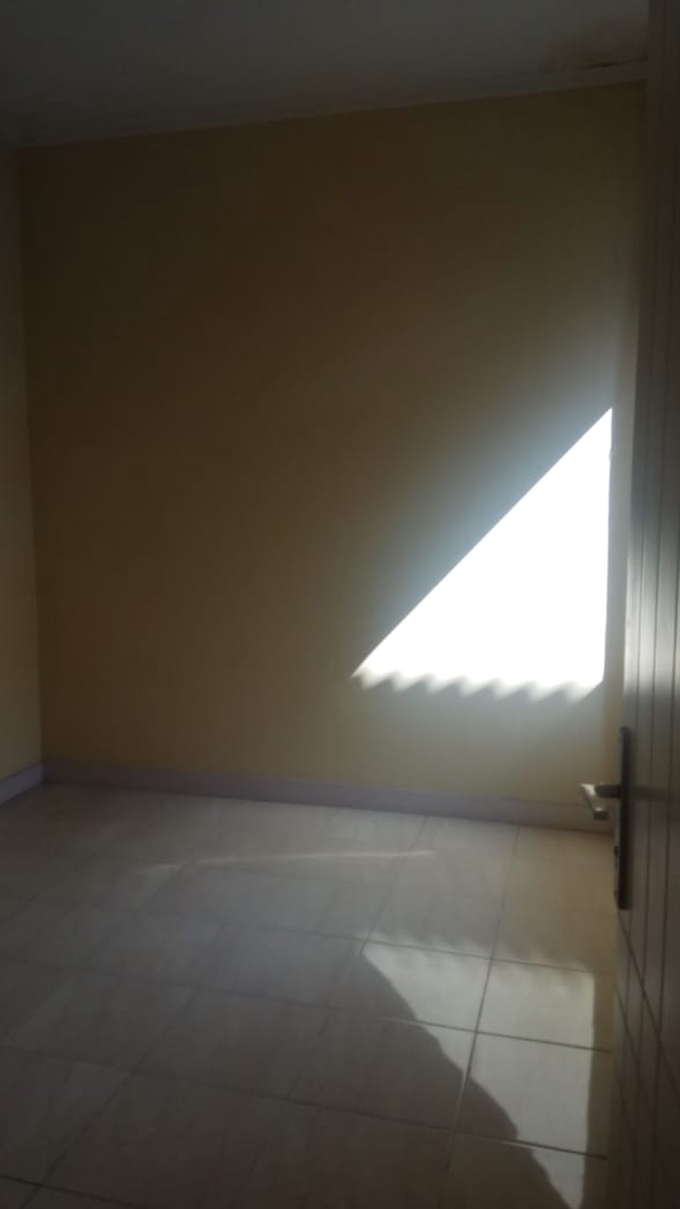 Rumah Valencia Spring Gedangan Sidoarjo