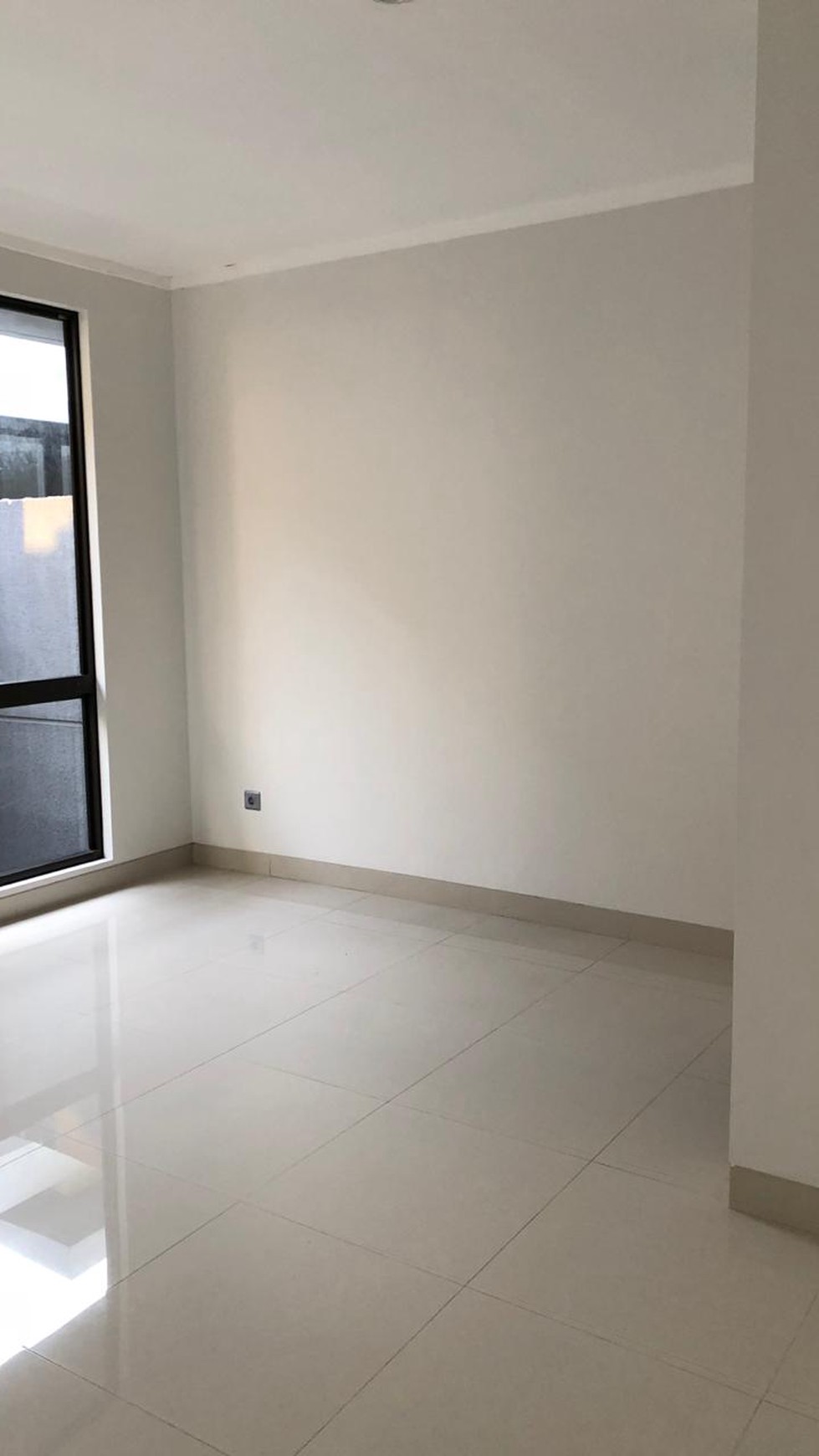 Rumah Minimalis, Hunian Nyaman, dan Siap Huni di Kebayoran Harmony, Bintaro