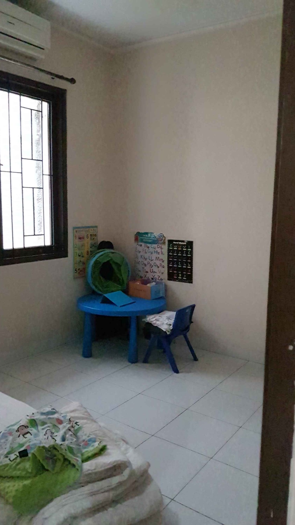 Rumah Sevilla BSD dekat Stasiun