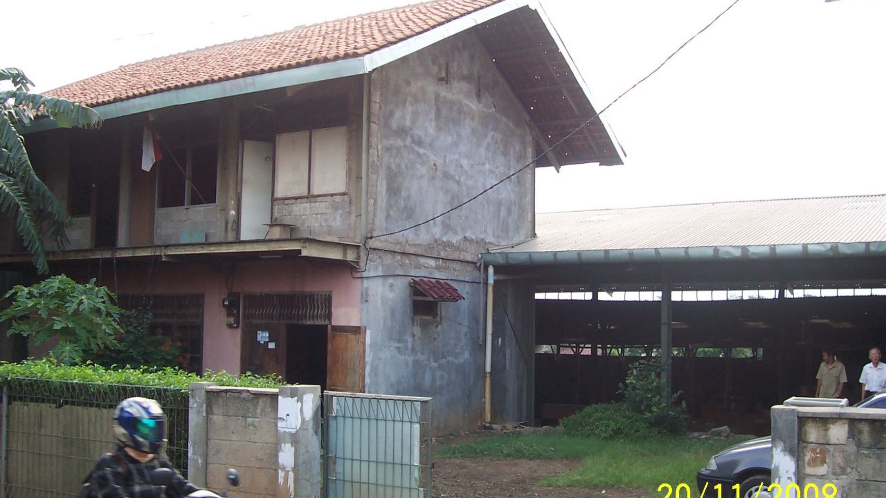 Rumah Untuk Usaha Jual Hitung Tanah di Jalan Utama Pesantren Jurangmangu Pondok Aren