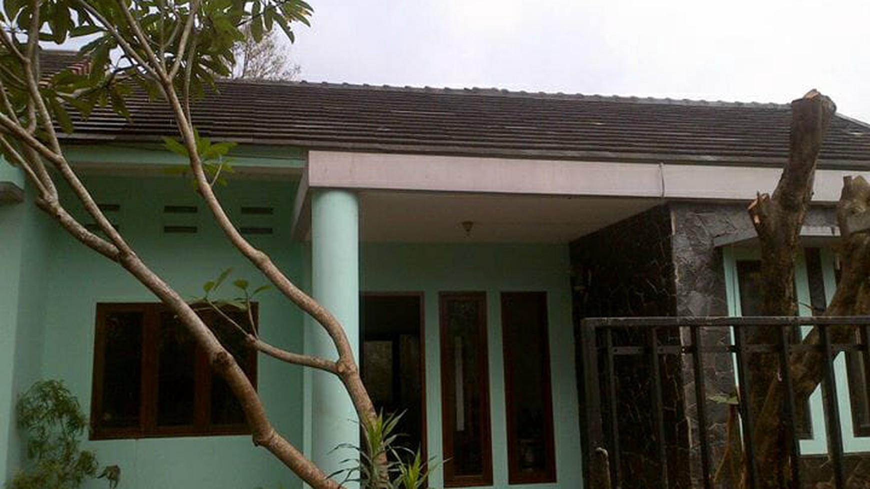 Rumah minimalis Siap Huni Di Limo - Depok