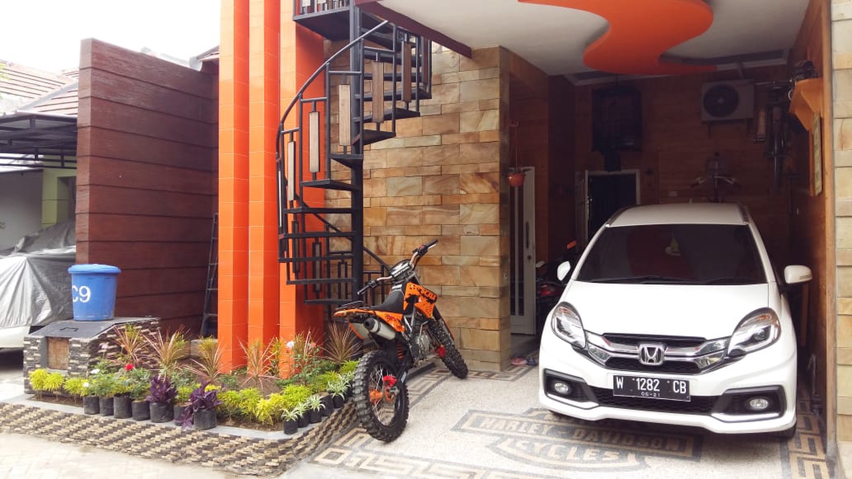 Rumah Pesona Wahidin Kebomas Gresik