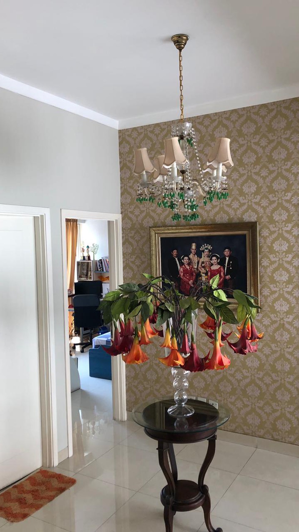 Dijual rumah siap huni di Bintaro, Kebayoran Village