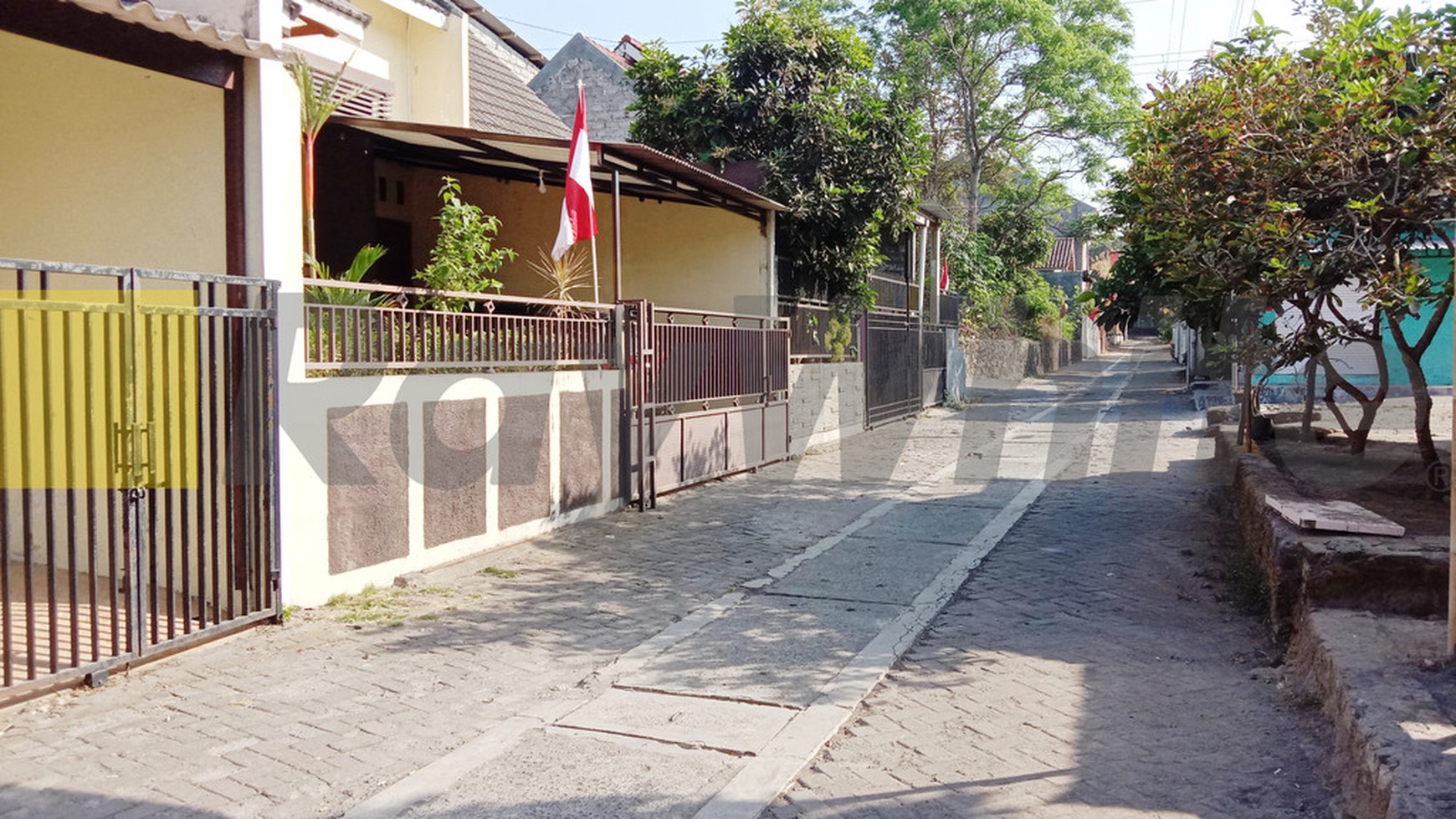 TANAH PEKARANGAN DI DEKAT SD MODEL SLEMAN.