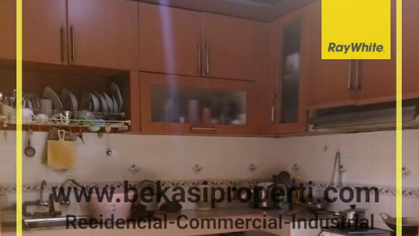 Rumah di jual dukuh bima bekasi timur, rumah esklusive dengan lokasi yg bagus.