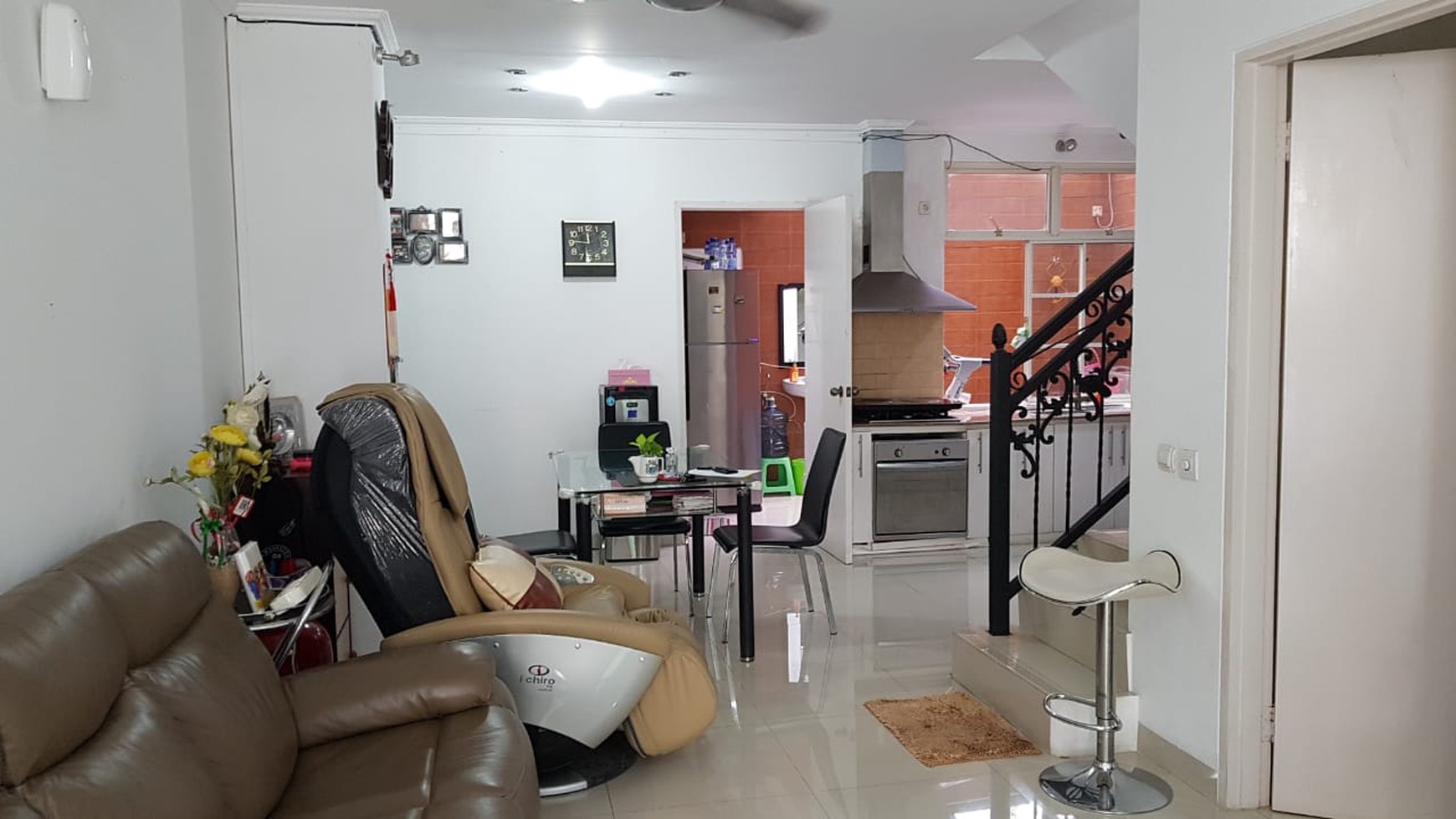 Jual Townhouse Hijau Central