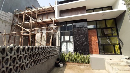JARANG ADA !! Rumah New Konsep, Interior dan Exterior Elegan, dan Strategis @Bintaro