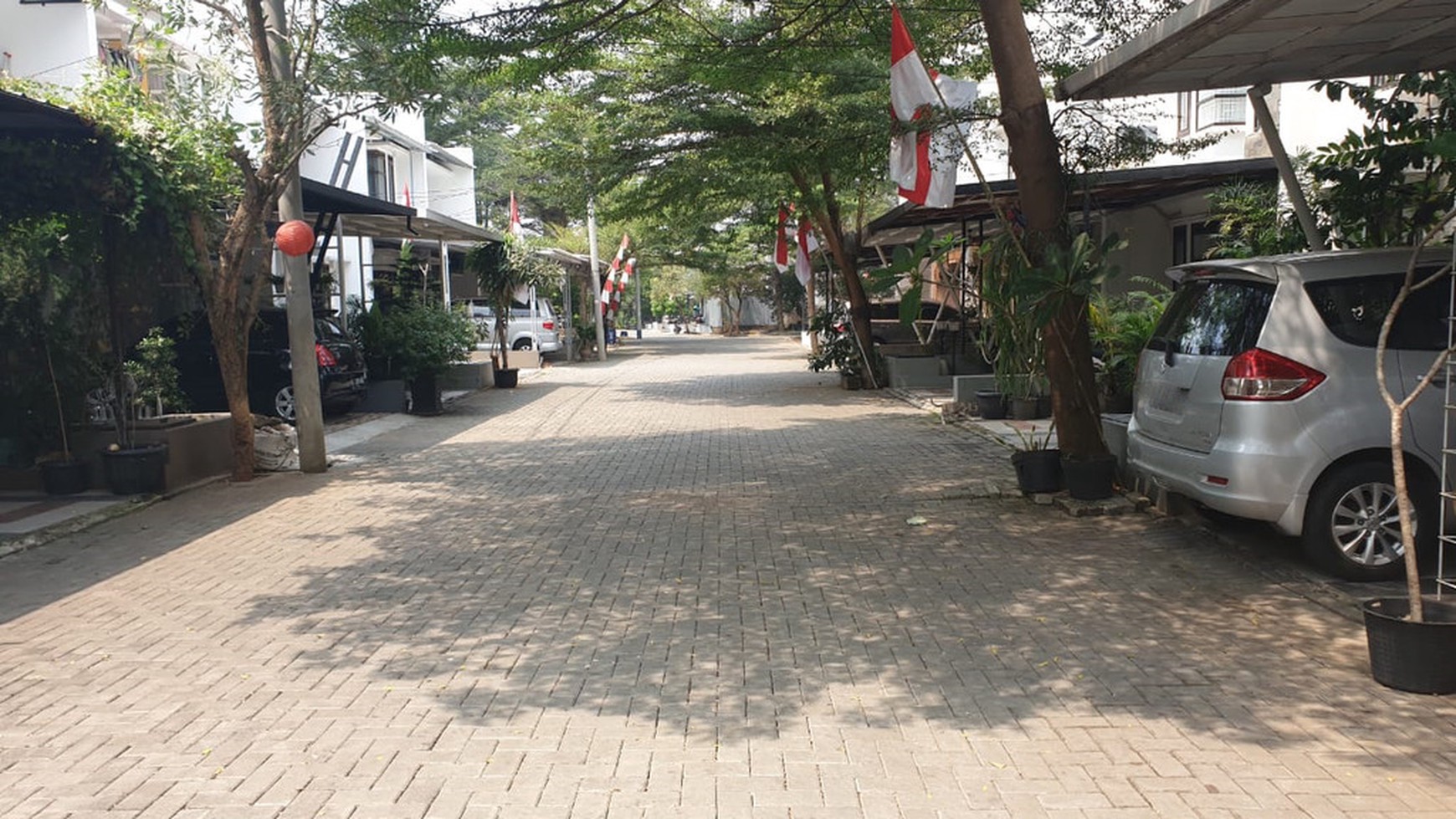 Dijual Rumah Bagus Di Pelataran Indah Bintaro, Ciputat Tangerang Selatan