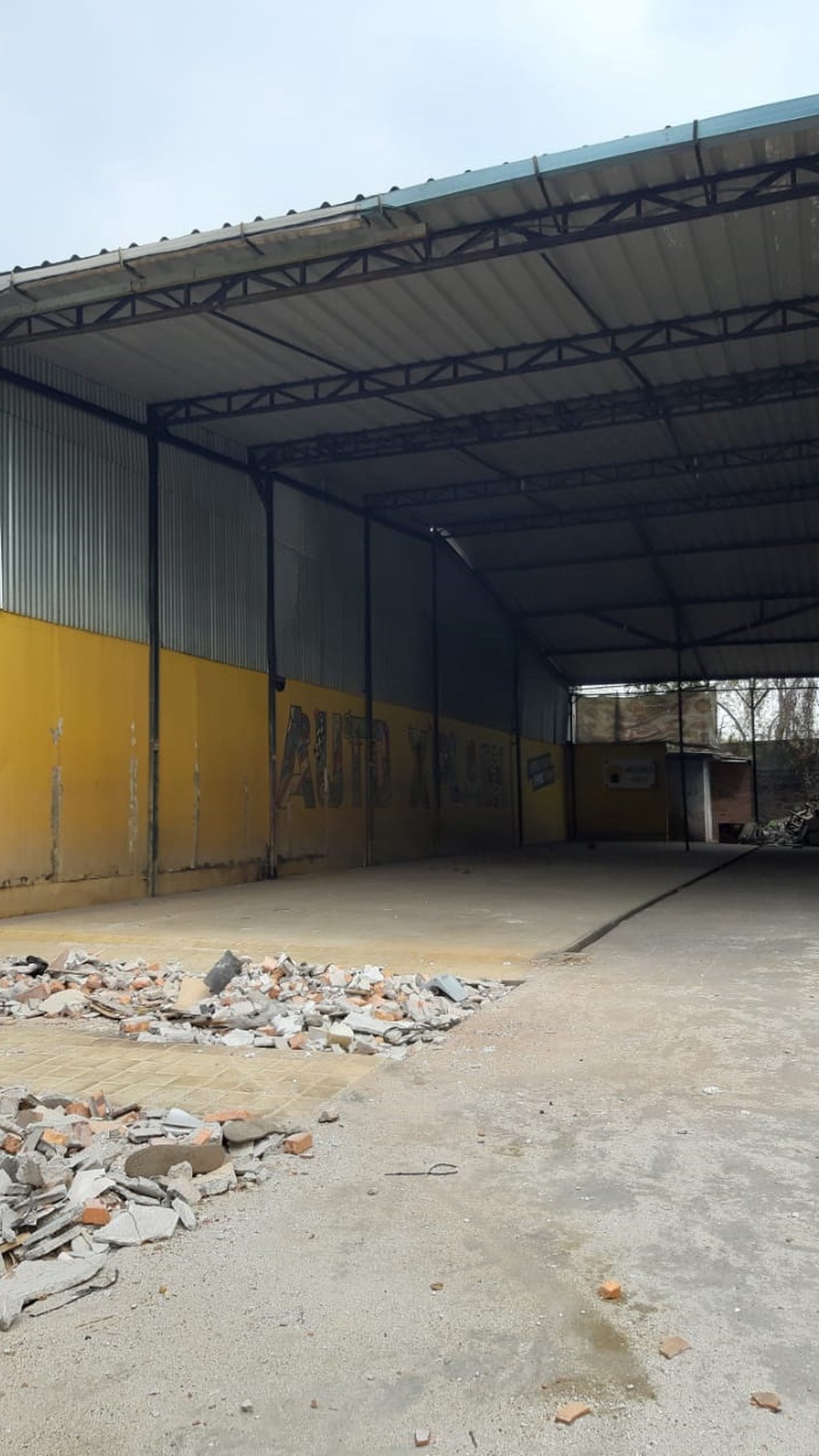 Dijual Ruang Usaha Hitung Kavling Di Pinggir Jl Ciledug Raya, Tangerang