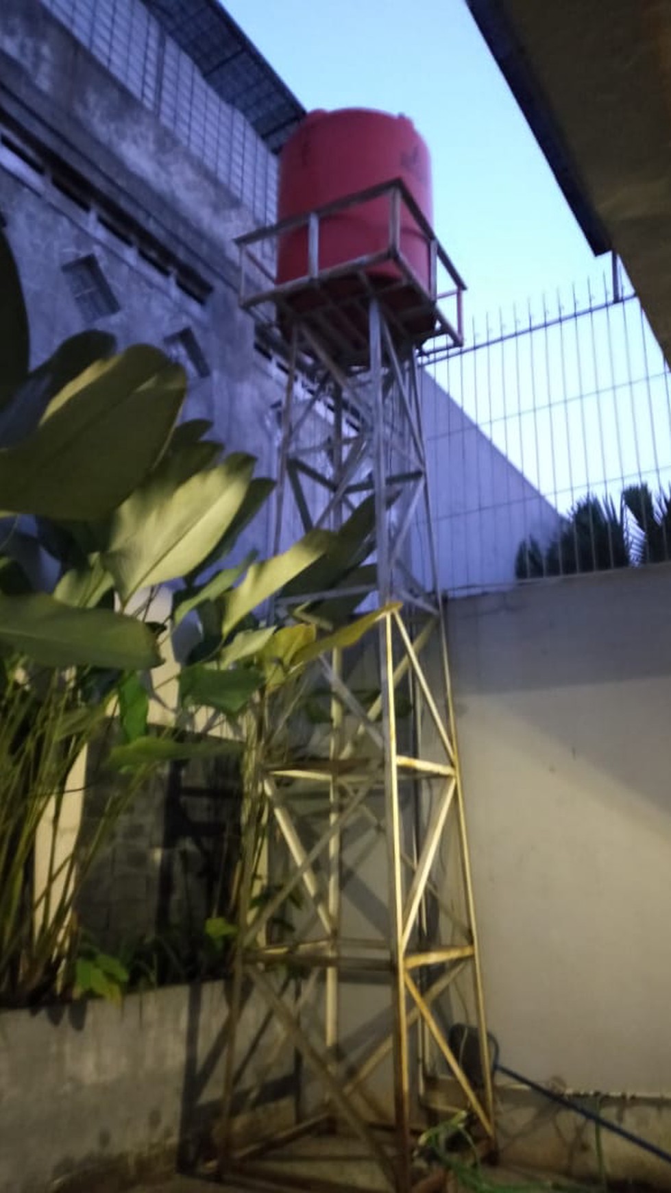 Rumah Di Taman Bromo JL. Gn. Gede Lippo Karawaci