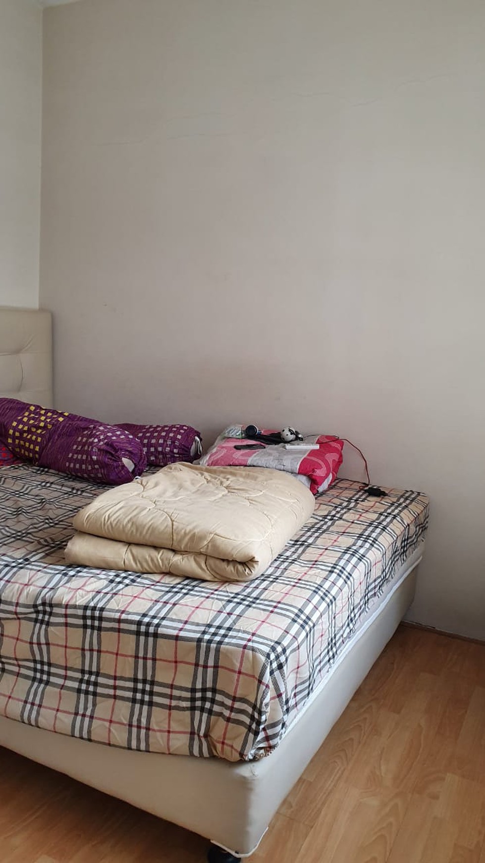 Townhouse Di Taman Paris Lippo Karawaci