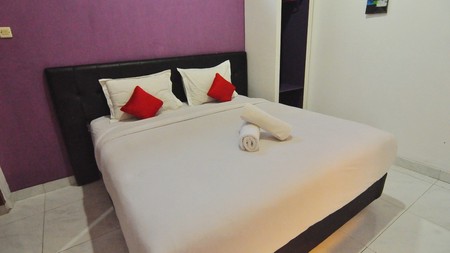 GUEST HOUSE PEMANDANGAN SAWAH,DEKAT AMBARUKMO PLAZA, BANDARA