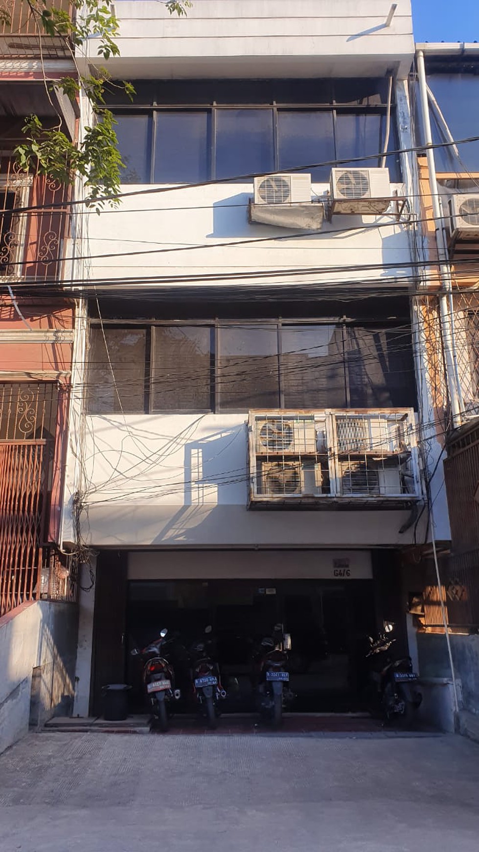 Ruko 3,5 Lantai, Lokasi OK Harga Nego  di Komp. Agung Niaga Jakarta Utara