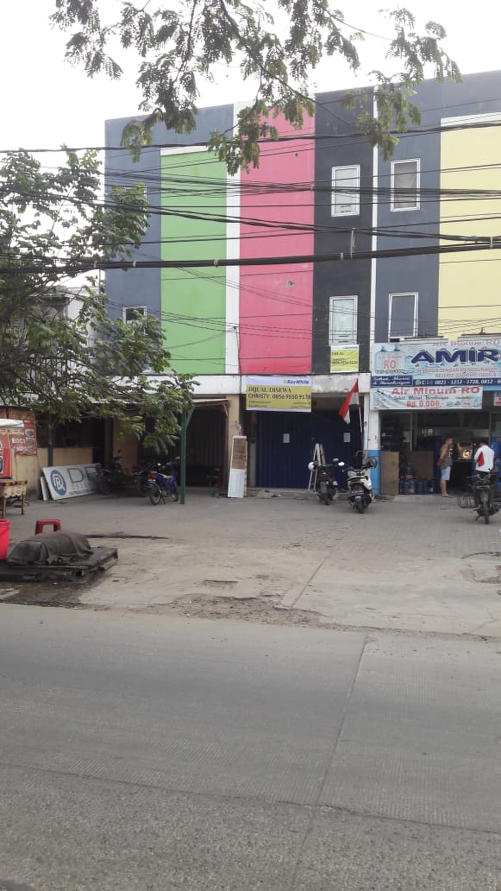 DIJUAL/DISEWA CEPAT ..RUKO 2,5 TINGKAT DI DUTA GARDEN