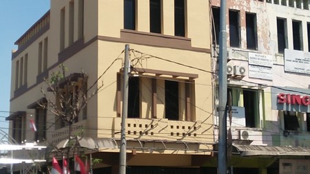 Ruko Bung Tomo ngagel startegis