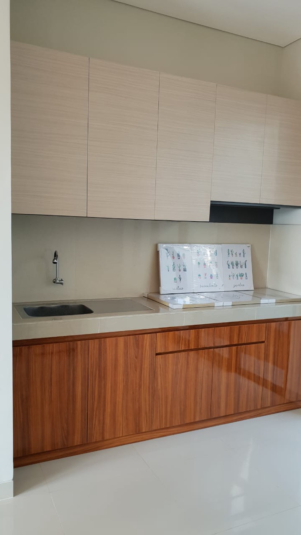 Rumah Primary, Exterior Elegan, dan Dekat Bintaro Jaya @Pondok Kacang, Pondok Aren