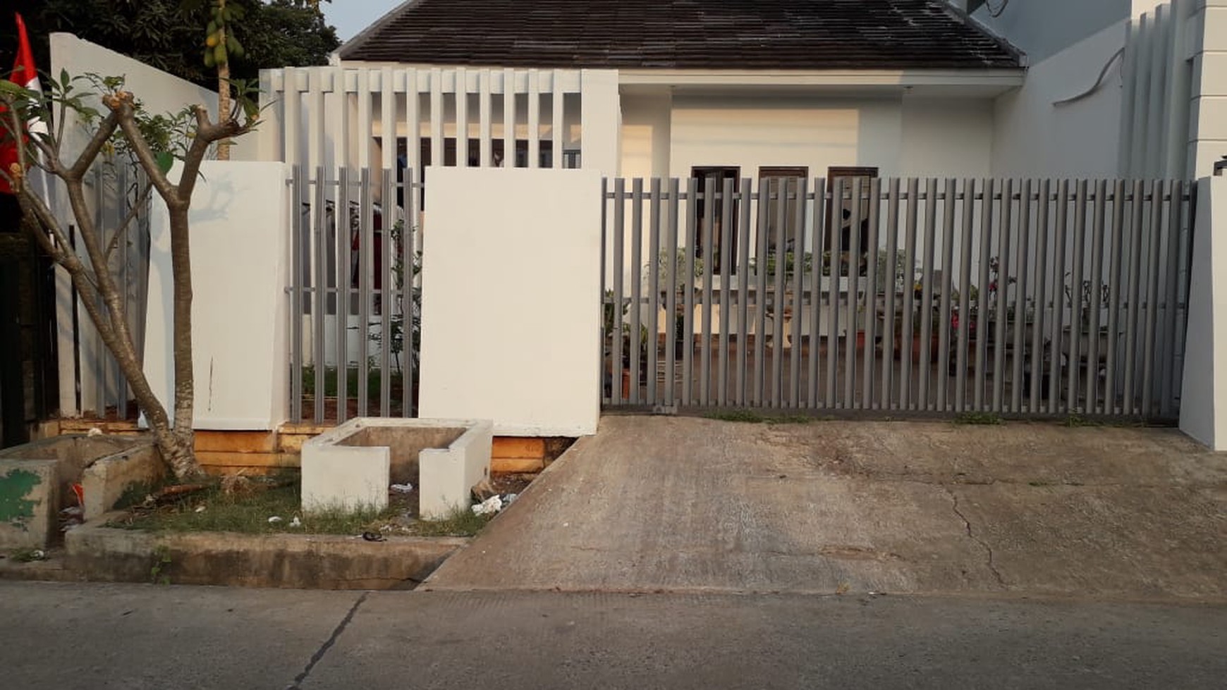 Jual Rumah di Komplek DEPLU Pondok Aren