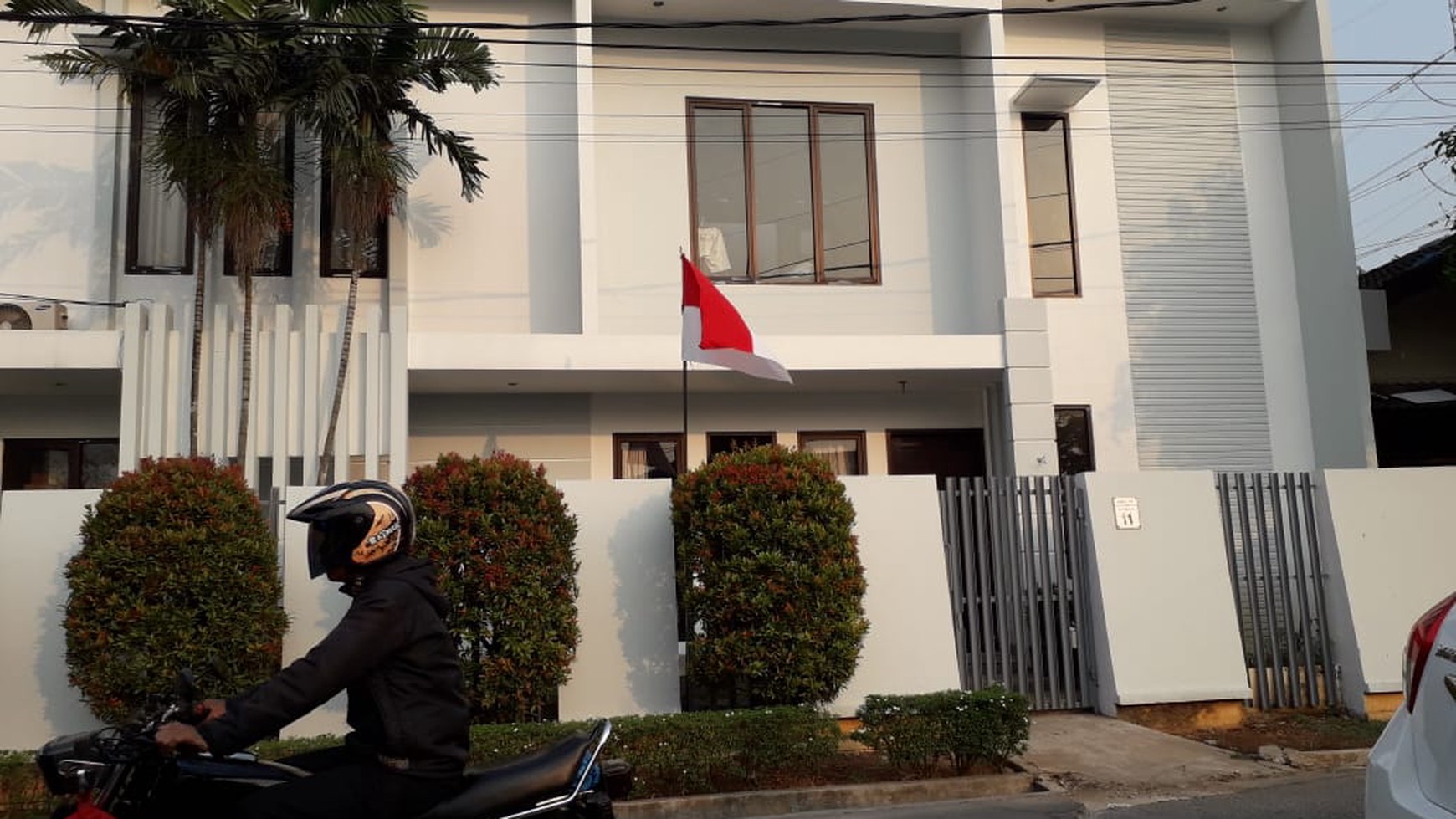 Jual Rumah di Komplek DEPLU Pondok Aren