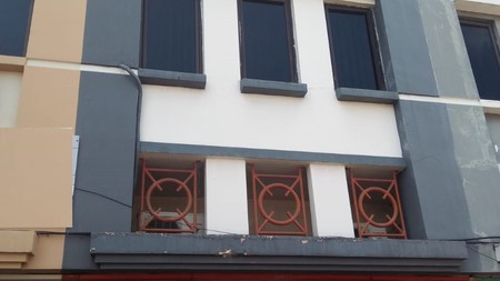 Ruko 3 lantai Mangga dua