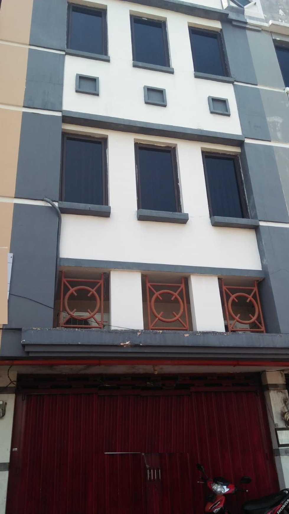 Ruko 3 lantai Mangga dua