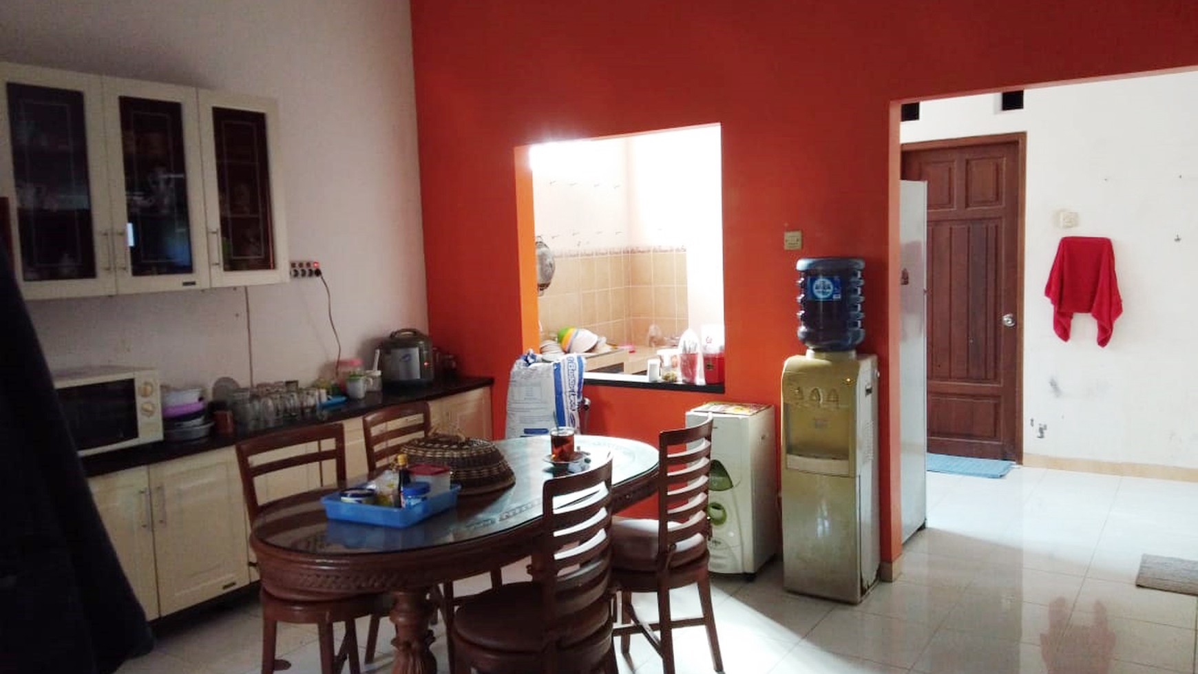 RUMAH TINGGAL, COCOK UNTUK KELUARGA, DI GG BAWAL, DEKAT INDOLUXE HOTEL