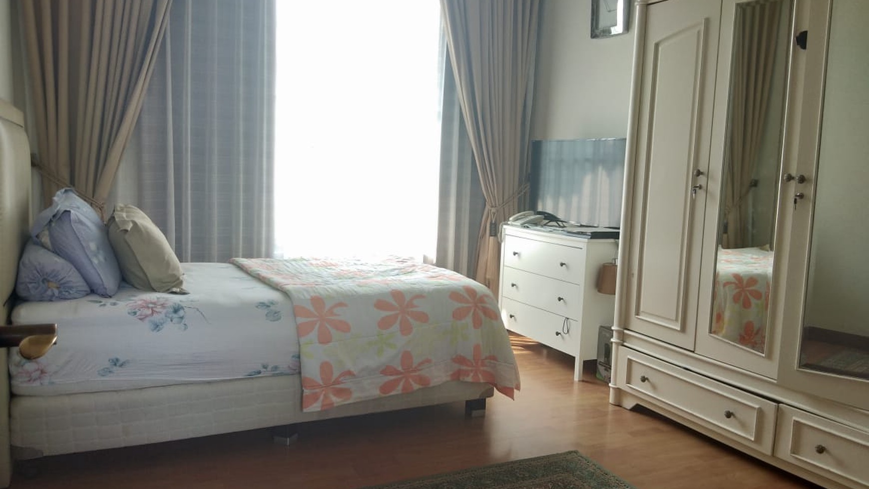 Rumah Cantik dan Asri di Lebak Bulus