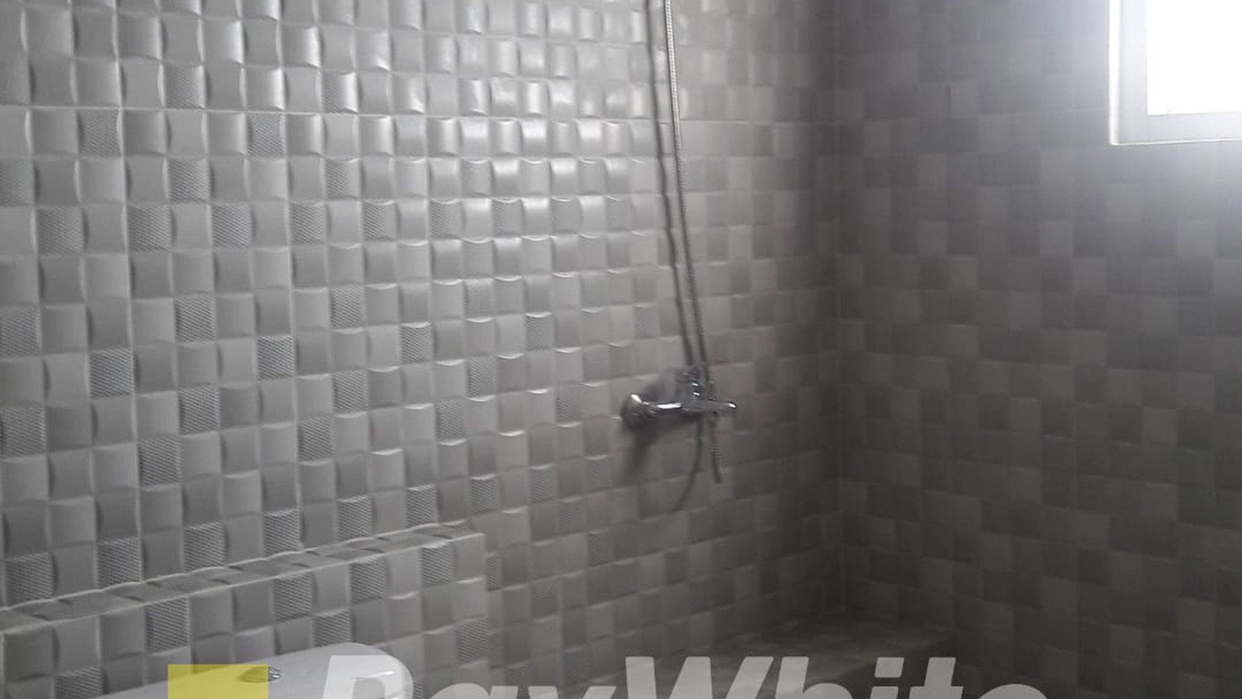 Rumah Murah Terawat di Cinere