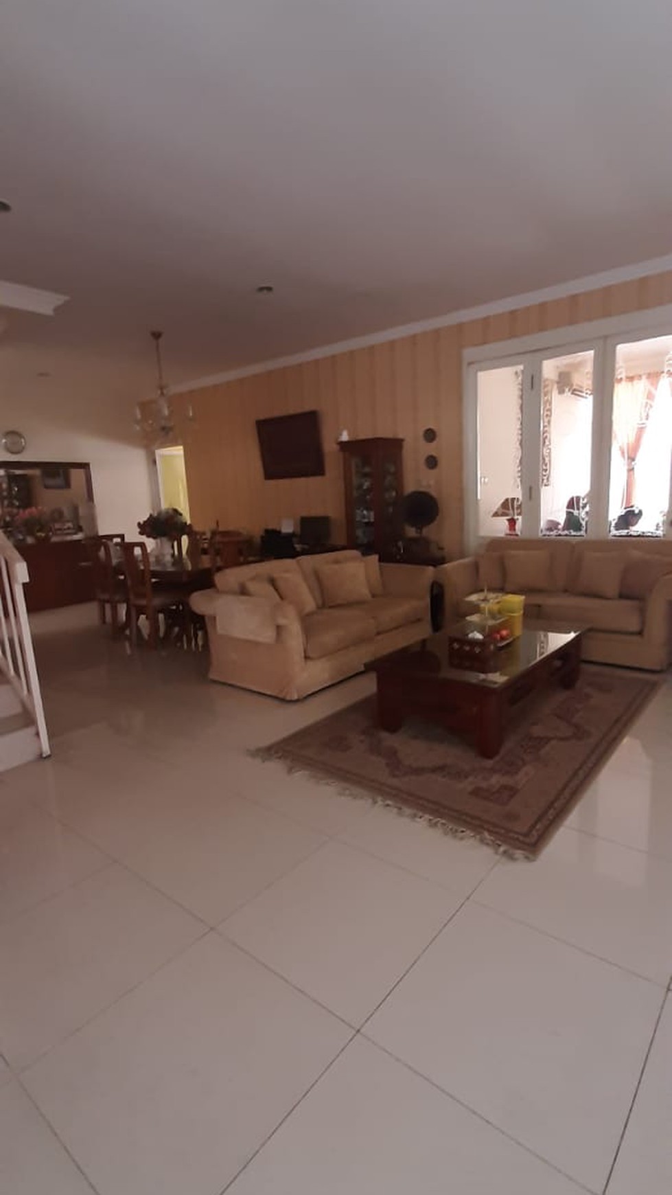 Rumah Siap Huni, Halaman Belakang Bagus, dan Hunian Nyaman @Bintaro