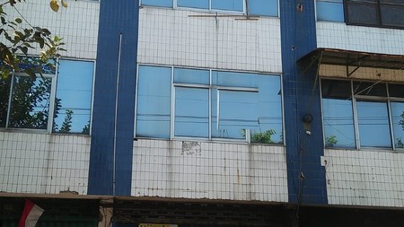 Ruko 3 lantai Jalan Kalianget