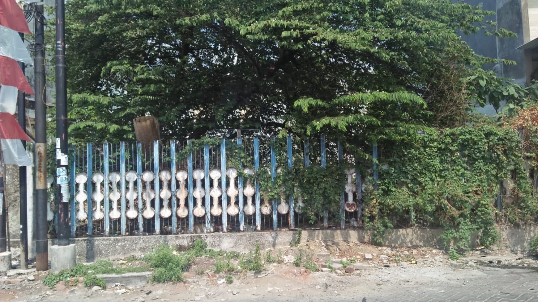 Tanah SHM Jalan Darmo Permai