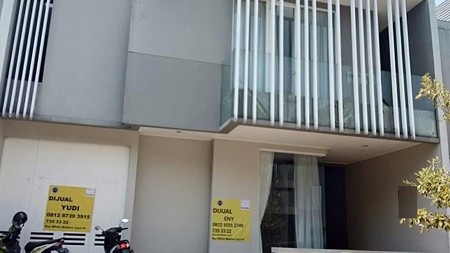 Rumah Siap huni,dalam cluster di Bintaro Jaya 9