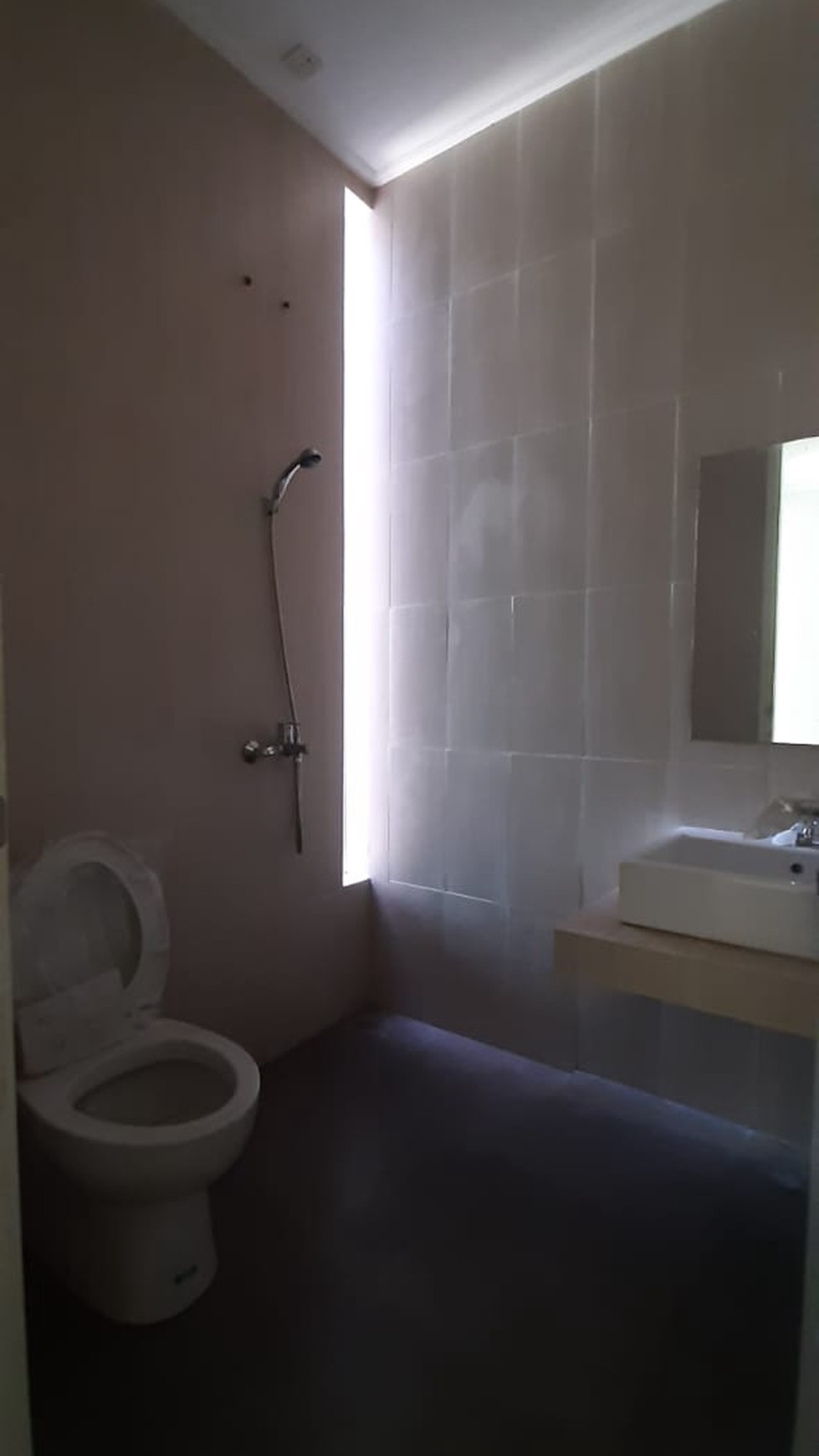 Rumah Siap huni,dalam cluster di Bintaro Jaya 9