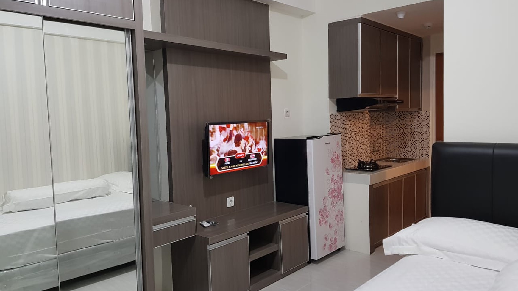 Disewakan Apartemen Puncak Dharmahusada Tipe Studio, Surabaya