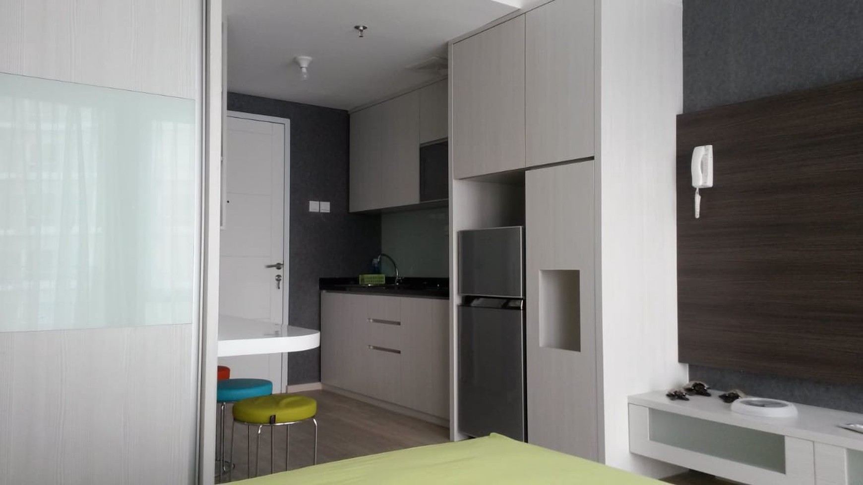 Apartemen semi furnsih ,siap huni di Bintaro Jaya Sektor 3a