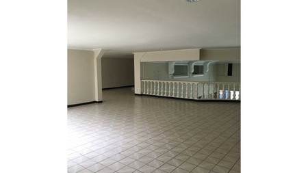 Gedung Kusuma Bangsa strategis