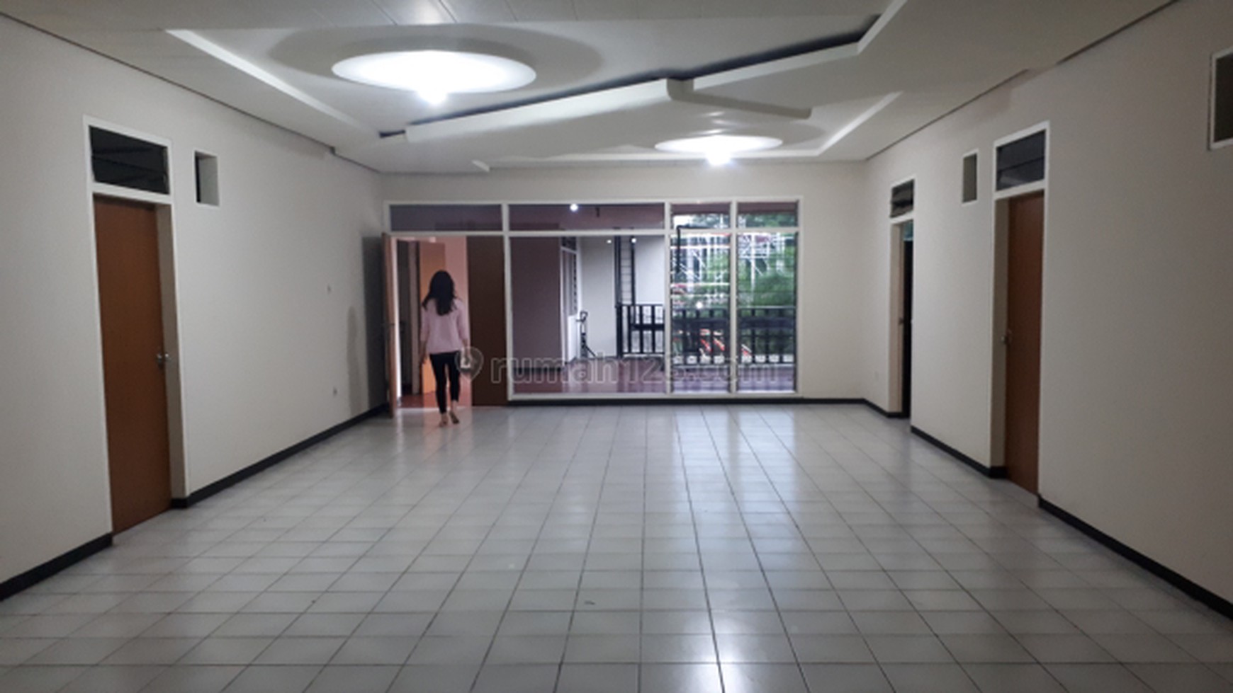 Gedung Kusuma Bangsa strategis