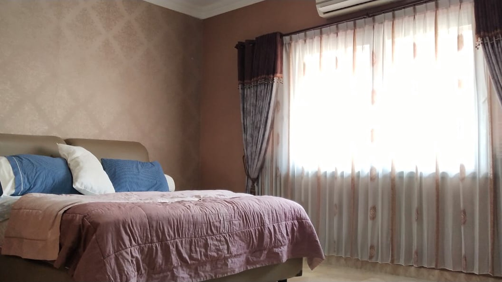 Dijual Rumah Bagus minimalis siap huni Di Crystal Golf-Citraland-Surabaya Barat