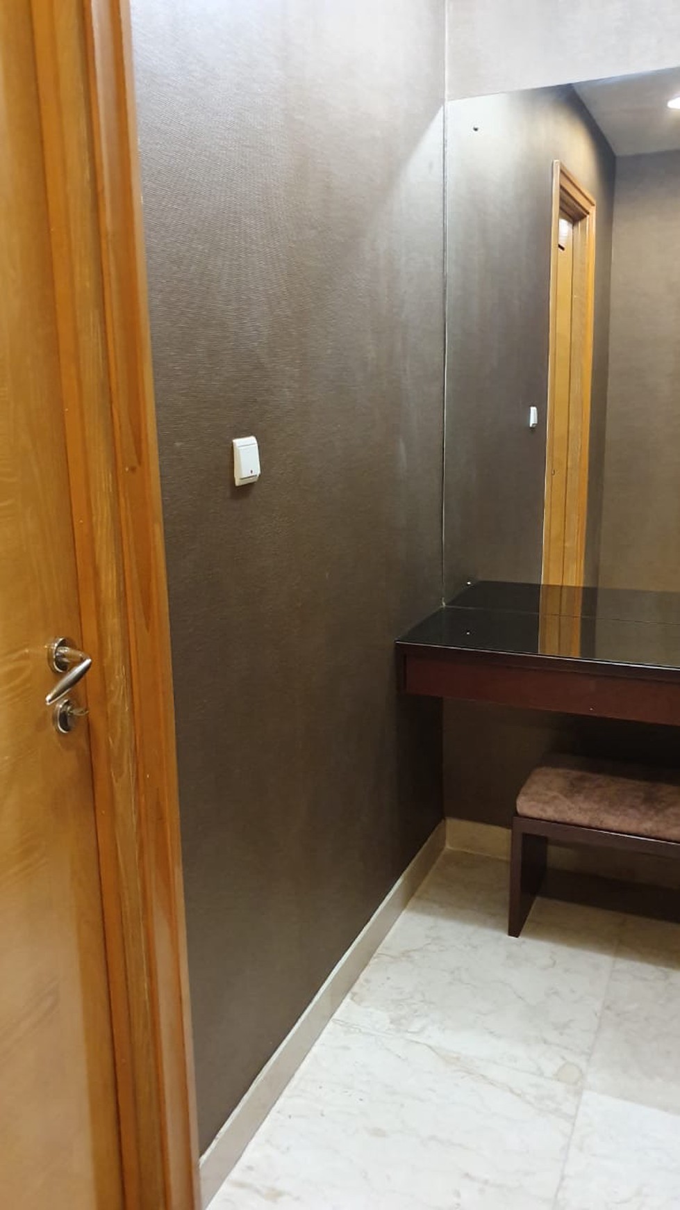 Jual Apartemen Senayan Residence 3 Kamar Tidur