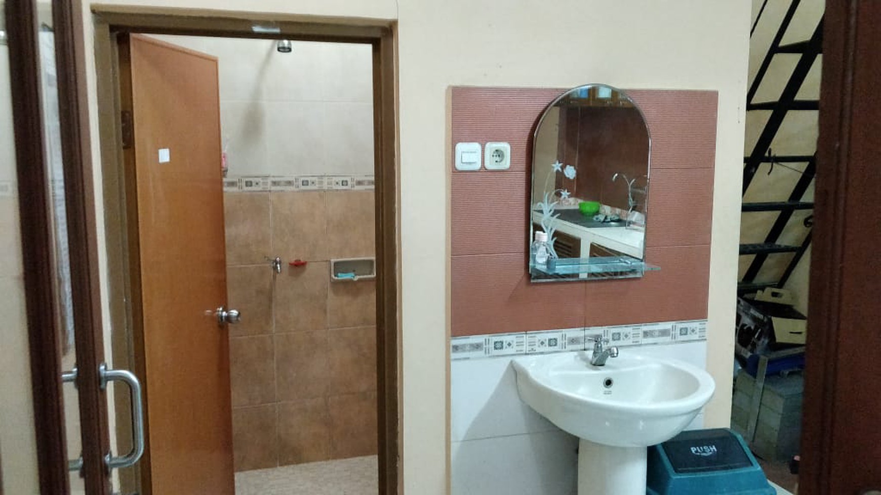 Rumah Siap Huni, Hunian Nyaman dan Strategis @Pamulang