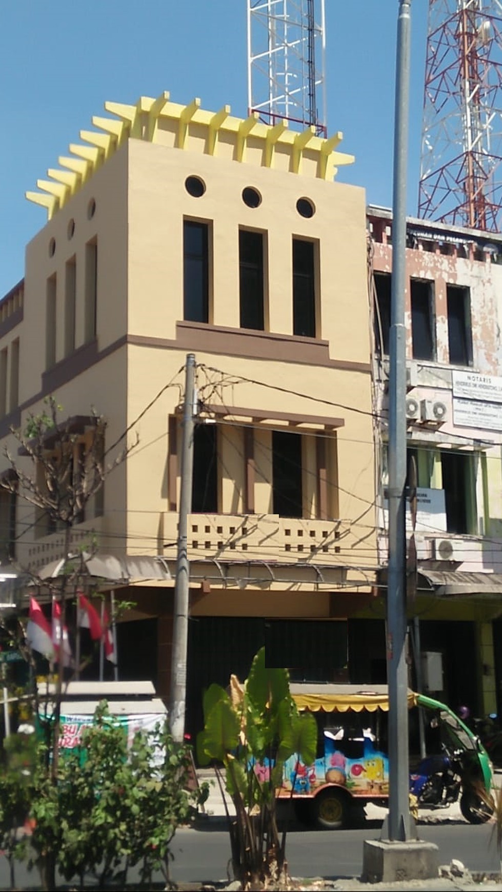 Ruko 3 lantai Strategis Jalan Bung Tomo