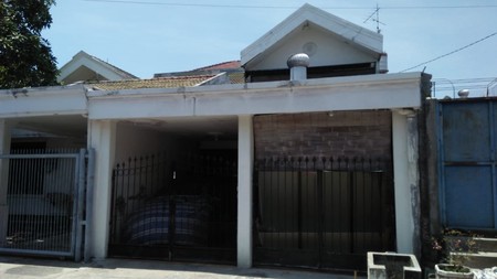 Rumah 1.5 lantai Darmo Indah Timur