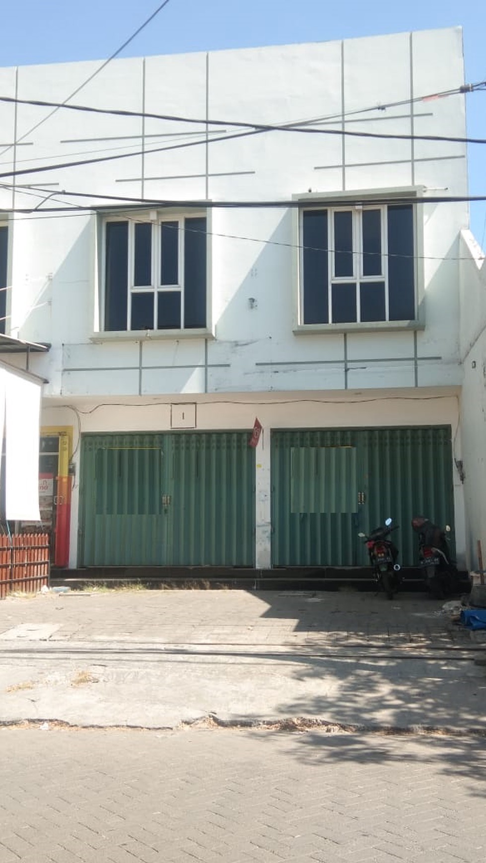Ruko Raya Wisma Tropodo Waru Sidoarjo