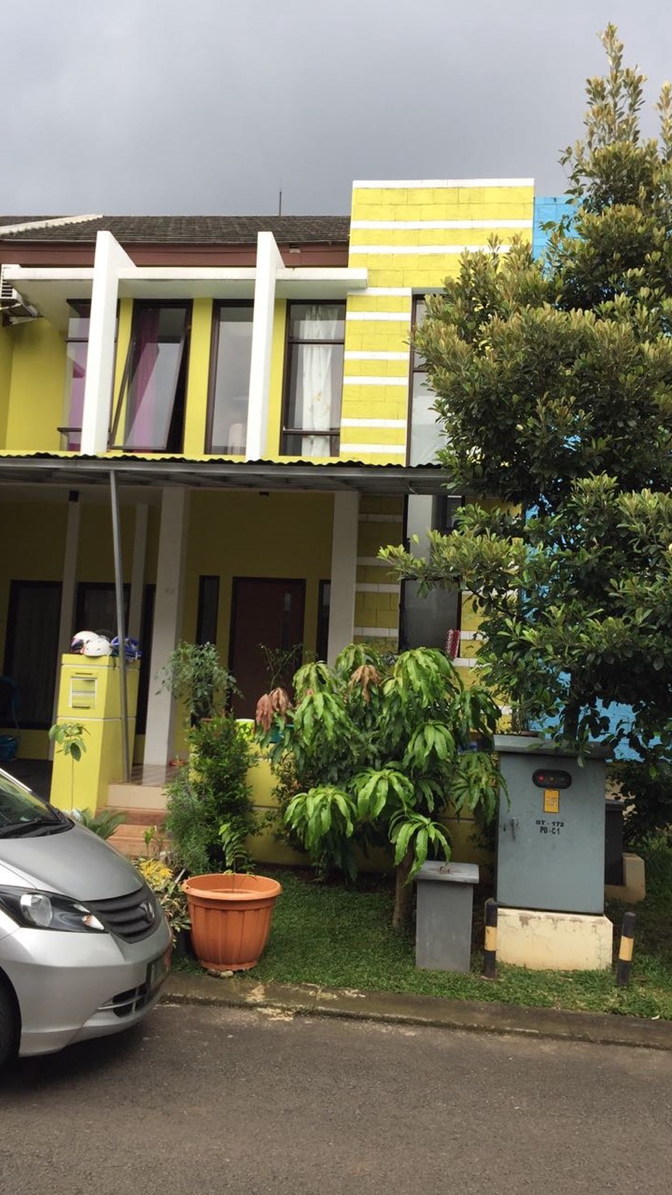 TURUN HARGA!! Rumah Minimalis Bagus Siap Huni di Emerald Bintaro Jaya