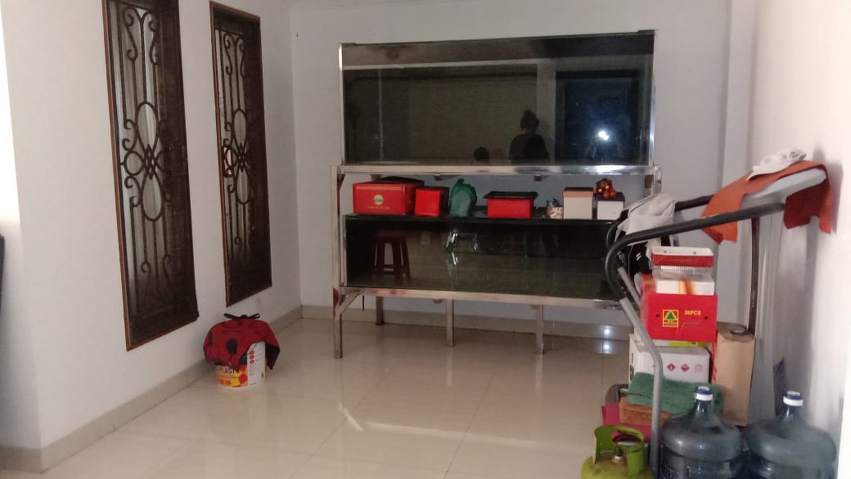 Rumah 2 Lantai Lokasi Oke Banget