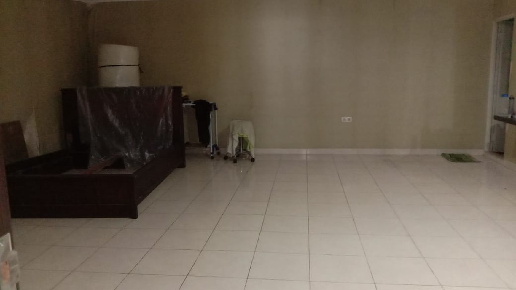 Rumah 2 Lantai Lokasi Oke Banget