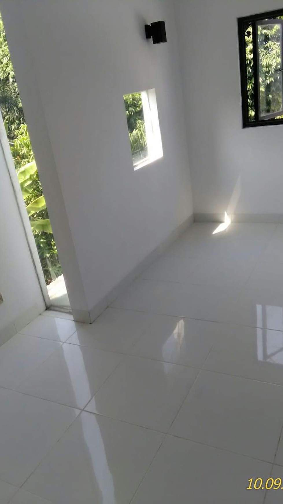 Rumah Siap Huni, Exterior Elegan, dan Hunian Nyaman @Ozone Residence, Veteran